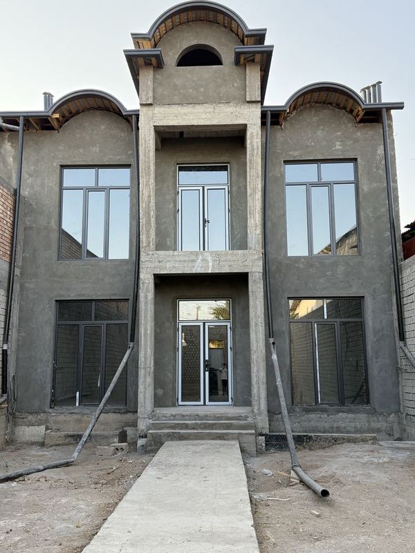Продаётся дом коробка 3.3 соток Дурмон, Кибрай. Продаётся дом коробка 3.3 соток Дурмон, Кибрай.