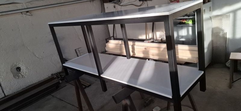 Kroy stollari loft uslubida Kroy stollari loft uslubida