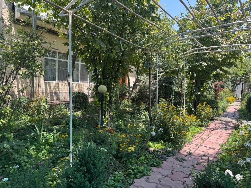 Срочно продам дом 19 соток в Мирзо-Улугбекском районе. Уч Хоз.