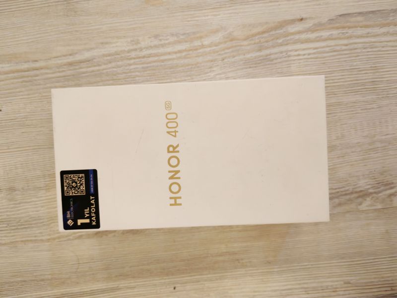 HONOR 400 (5G) – 512GB / 12GB RAM