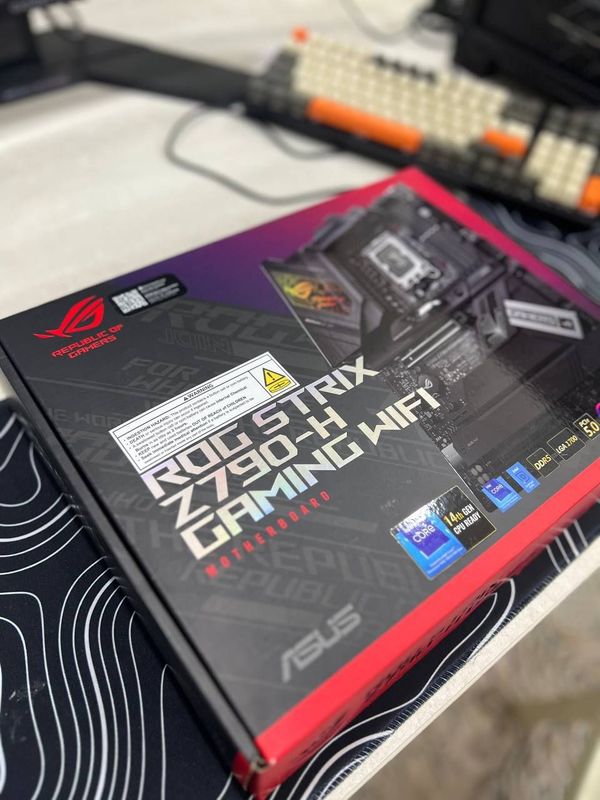 Asus rog strix z790-h gaming wifi