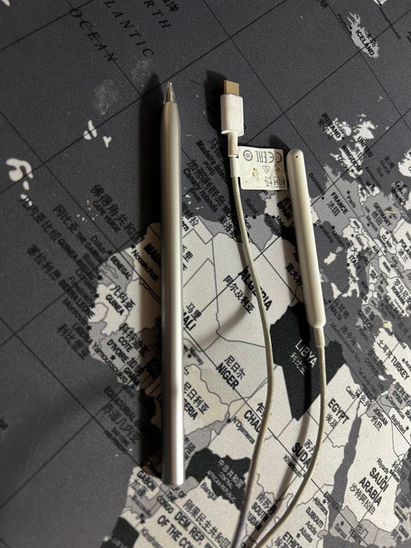 HUAWEI M-PENCIL стилус для huawei устройств и магнитаная зарядка HUAWEI M-PENCIL стилус для huawei устройств и магнитаная зарядка