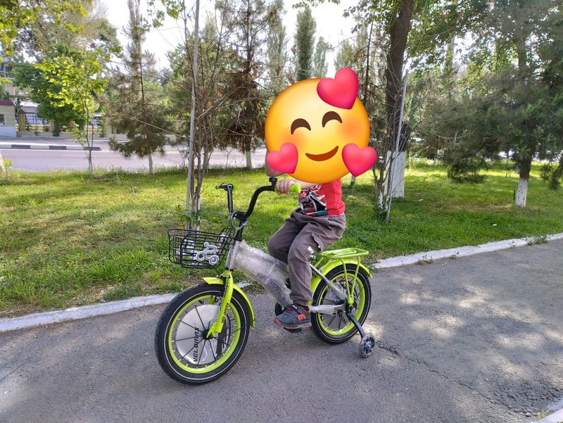 Продам Велосипед почти новый катался очень мало. Продам Велосипед почти новый катался очень мало.
