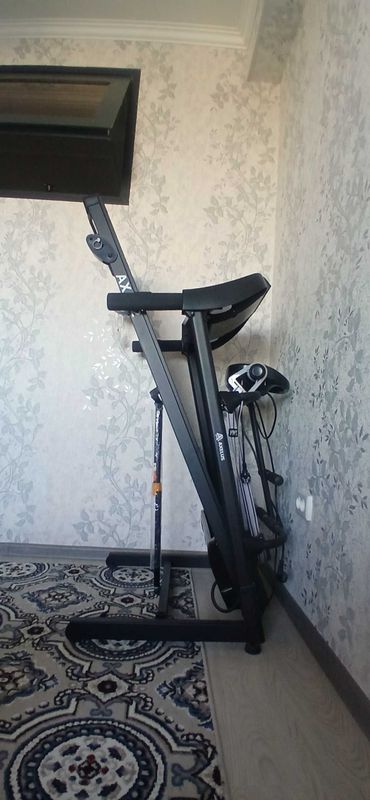 Yugurish yoʻlakchasi AXELUS AX 222 Yugurish yoʻlakchasi AXELUS AX 222