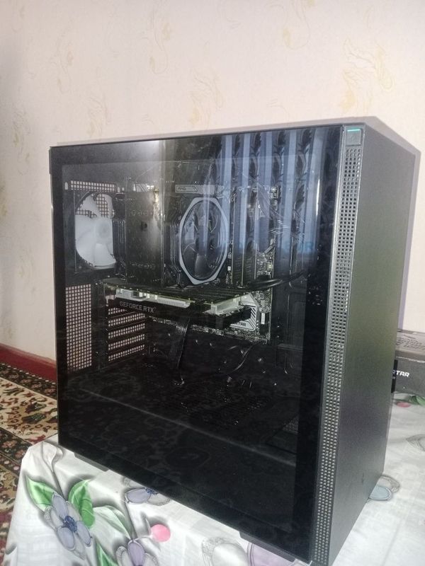 Gaming case sotiladi Gaming case sotiladi
