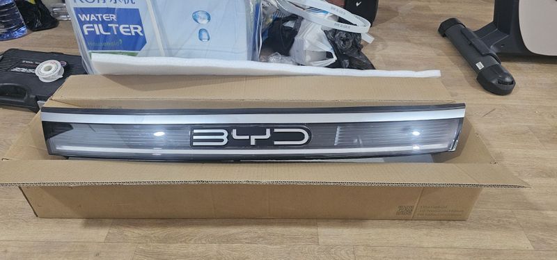 BYD средняя фара