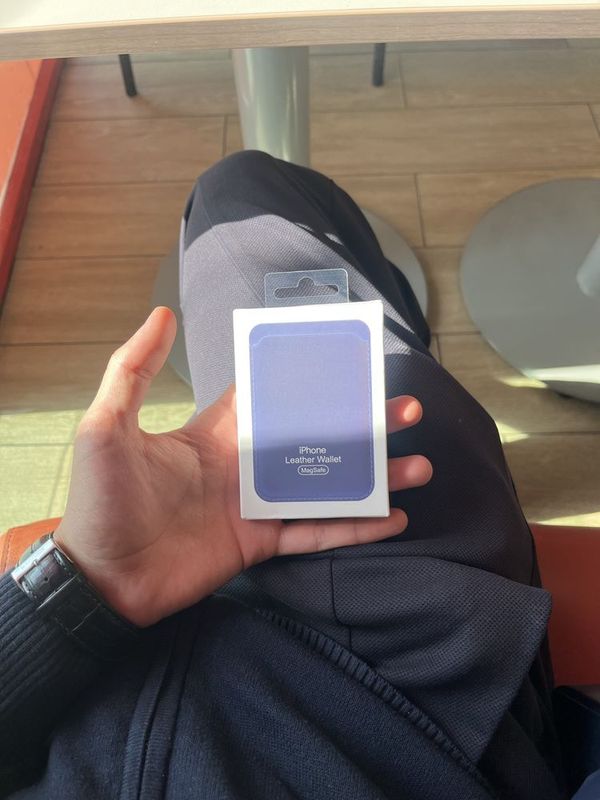 картхолдер от apple magsafe