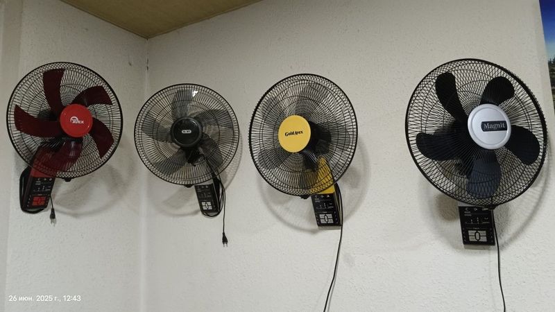 Продаётся настенный вентилятор. Трёхскоростной.