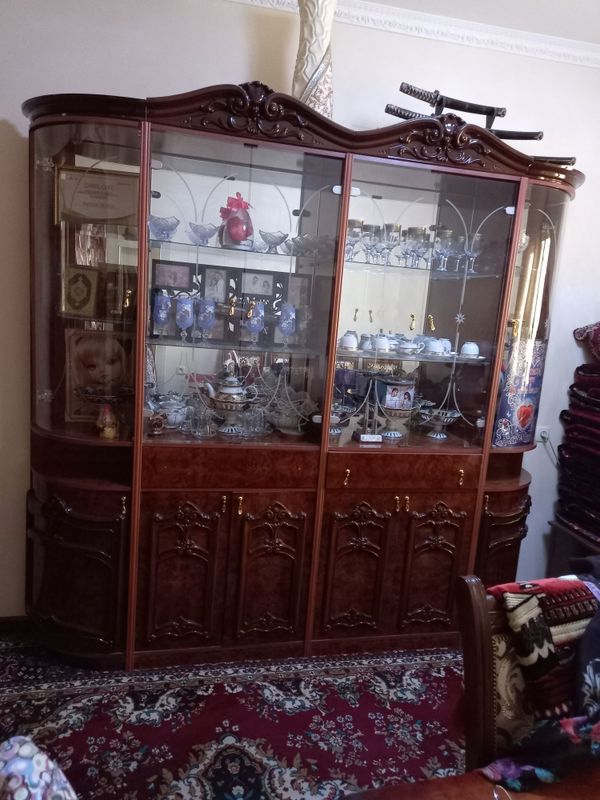Сервант гостиный Сервант гостиный
