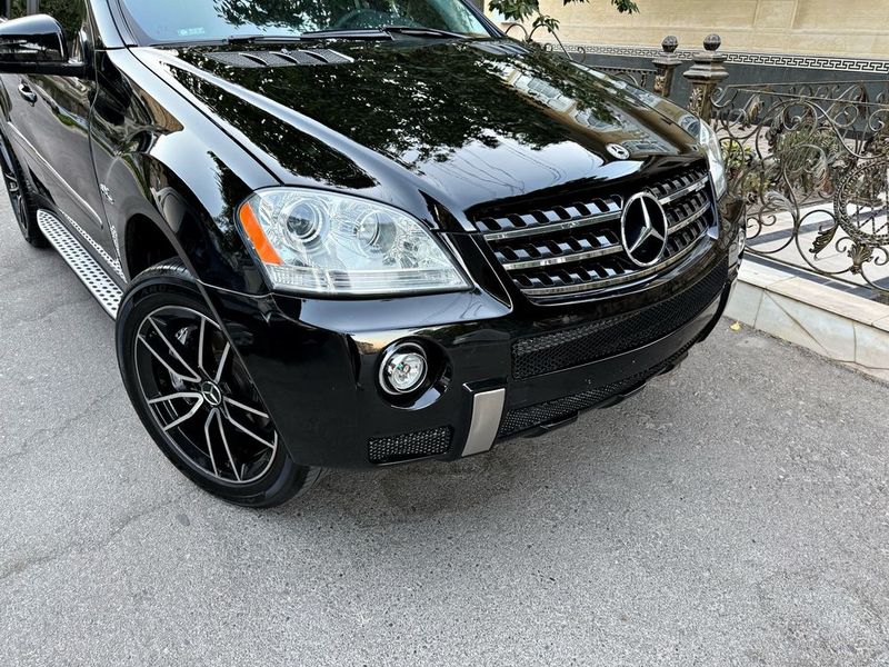 Mercedes ML 63 AMG Body Kit Состаяние Зор Пробег 226000км Mercedes ML 63 AMG Body Kit Состаяние Зор Пробег 226000км