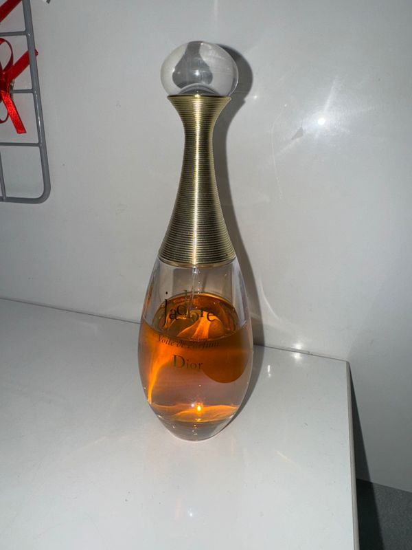 Jadorr Dior-духи оригинальные, были куплены в Duty Free