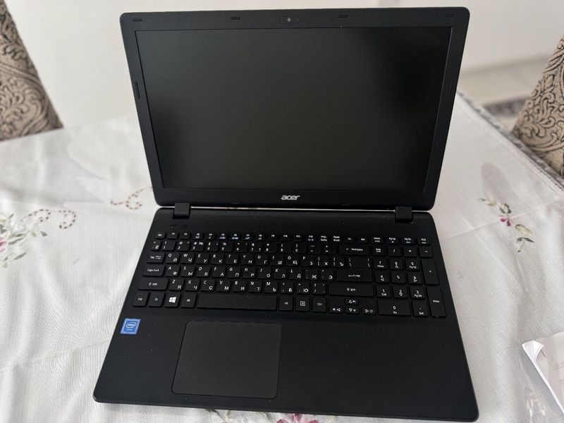 ACER noutbuk ex2519 ACER noutbuk ex2519