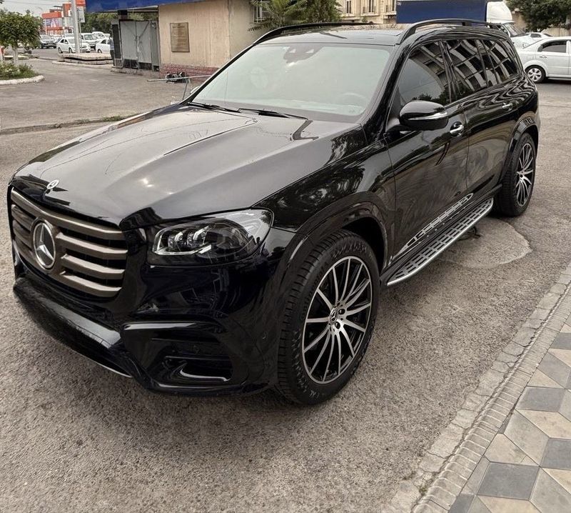 Mercedes-Benz GLS 450 4matic 2023 год Mercedes-Benz GLS 450 4matic 2023 год