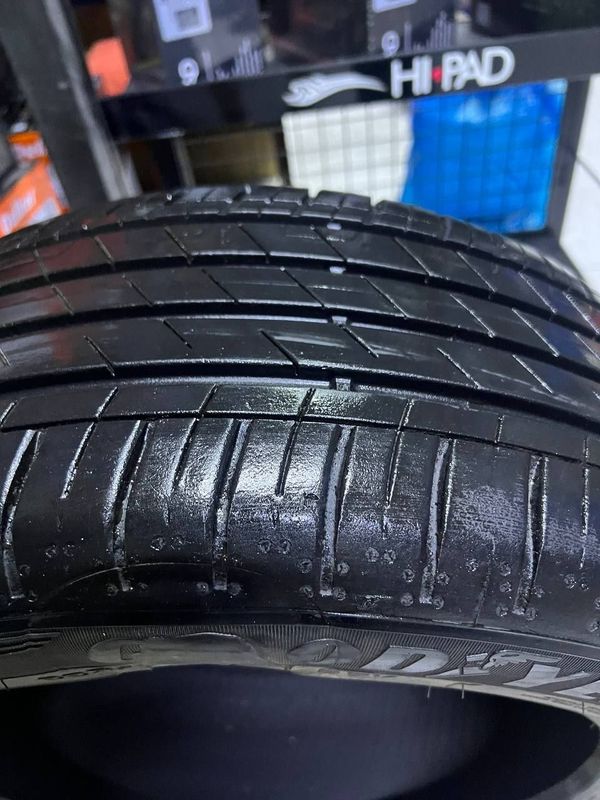 Goodyear 215 55 R17 Goodyear 215 55 R17