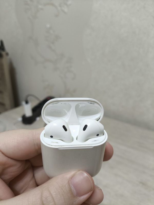 Airpods 1 + apple adapter original