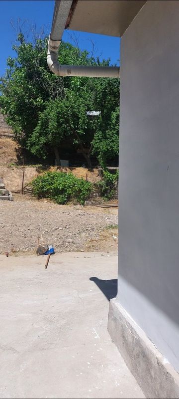 Uy ijaraga beriladi Uy ijaraga beriladi