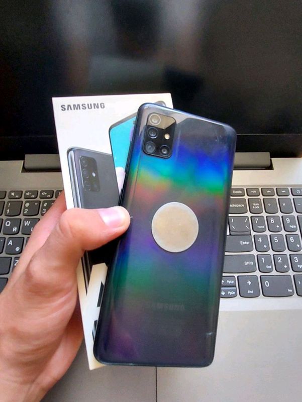 Samsung A51 ideal