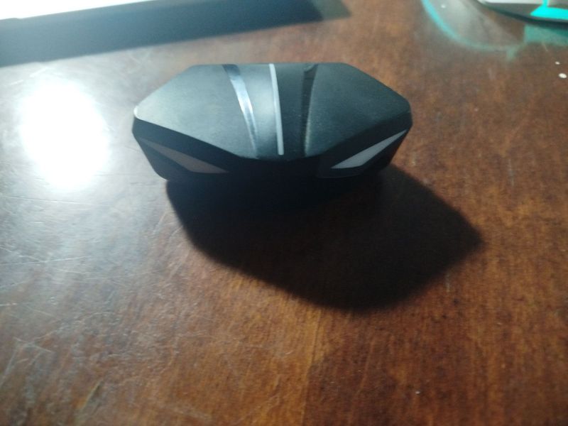 Airpods sifatli va ideal dizaynda Airpods sifatli va ideal dizaynda