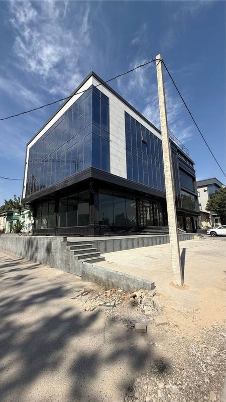 Отдельно Здания 1000м2 Продаётся Отдельно Здания 1000м2 Продаётся