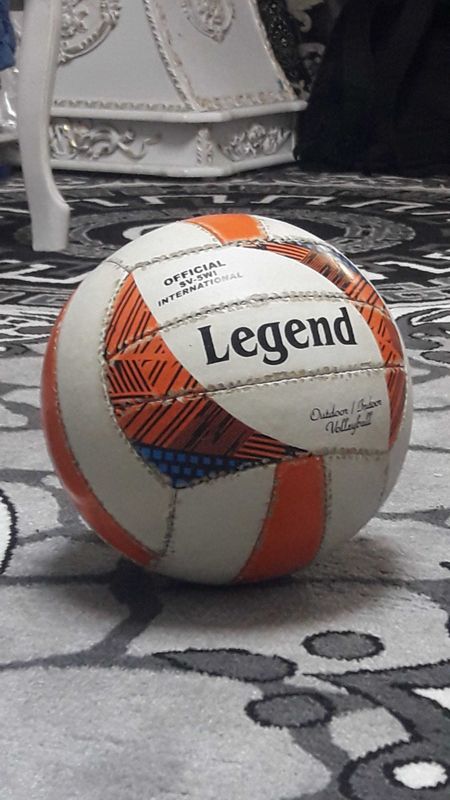 Волебольный мяч "Legend". Voleybolniy koptok "Legend"