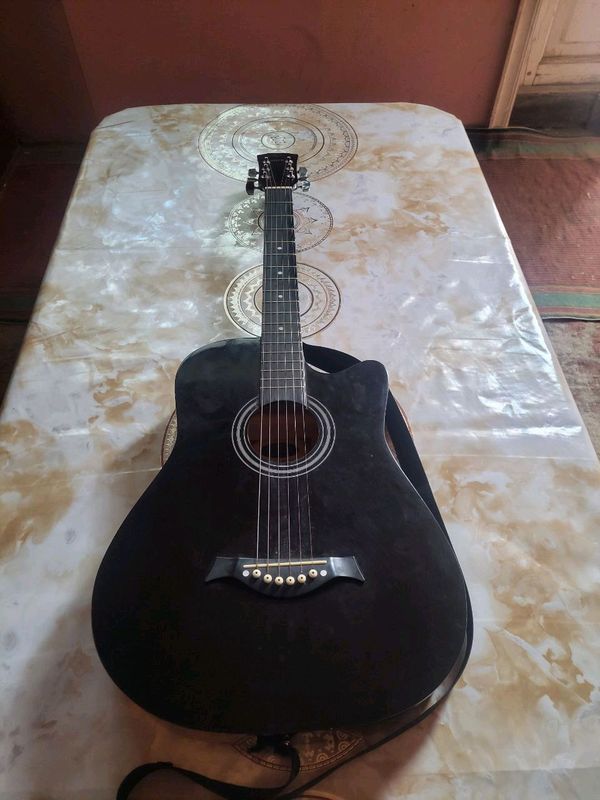 gitara razmer 38 gitara razmer 38