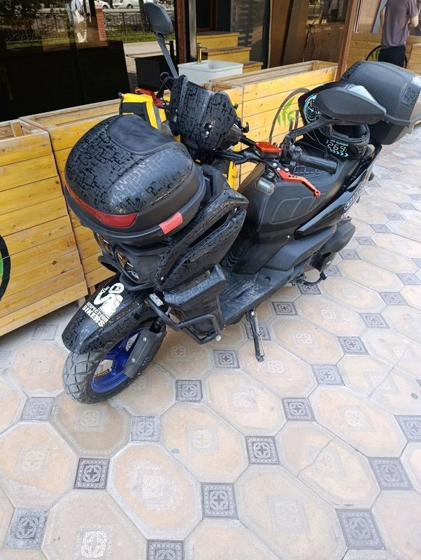 Skuter holati yahshi tank Skuter holati yahshi tank