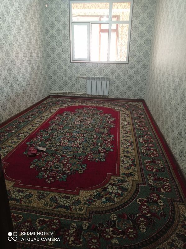 Navoiy shahar Tinchlik domlarida 7 qavat 4etaj lift bor.