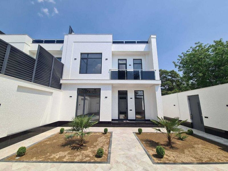 Продам ЕвроДом с Террасой Алишеробод 2,4 сотки Продам ЕвроДом с Террасой Алишеробод 2,4 сотки