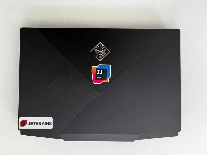 Ноутбук игровой HP Omen 17 RTX 2070 - 8GB/ i7-9750H/DDR 4-16GB/SSD-1TB Ноутбук игровой HP Omen 17 RTX 2070 - 8GB/ i7-9750H/DDR 4-16GB/SSD-1TB