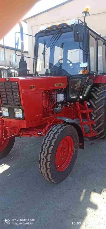 MTZ Belarus 80.1 traktori bez kanisaner universal g'ildi