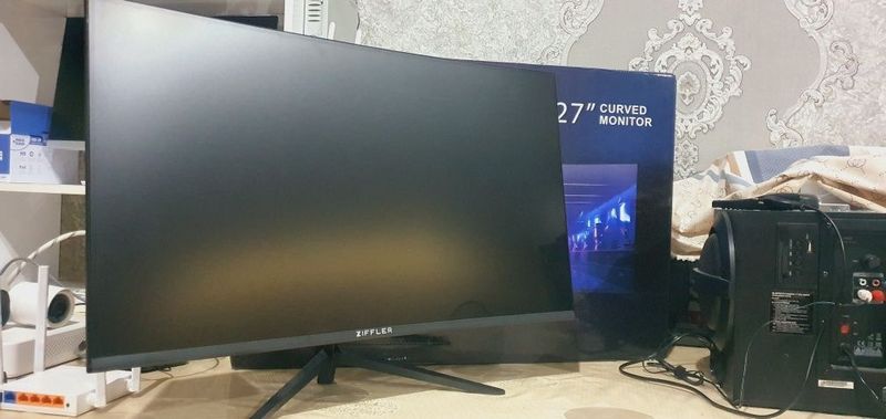 Monitor Ziffler 27 dyuz 75-ghz curved Monitor Ziffler 27 dyuz 75-ghz curved