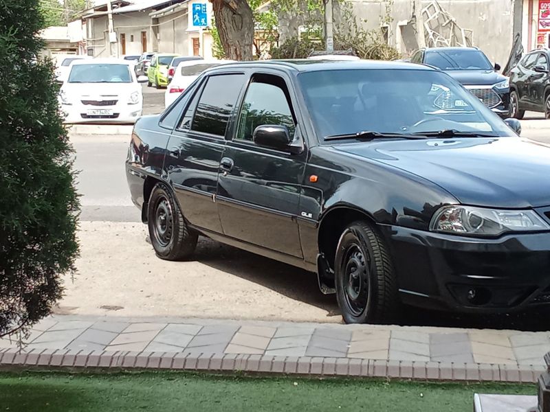 Moshina sotiladi gazi bor Moshina sotiladi gazi bor