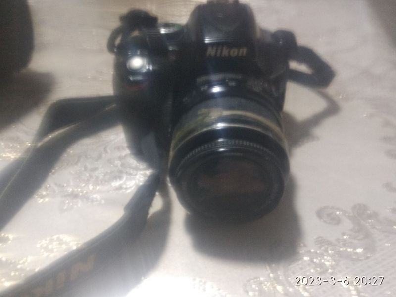 NIKON D5100