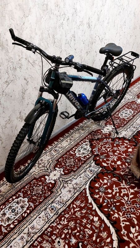 Arivo 700 velosiped