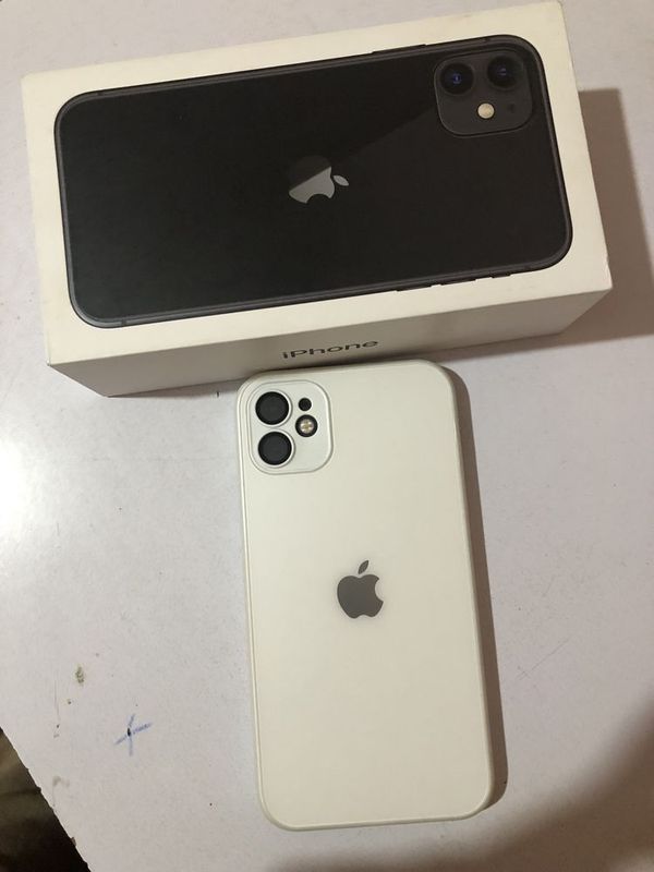 Iphone 11 сотилади