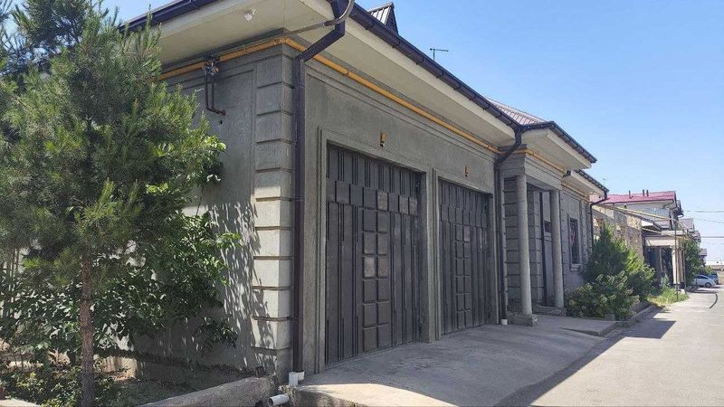 Продам Участок 4-сотки на Иззе с домом и подвалом Продам Участок 4-сотки на Иззе с домом и подвалом
