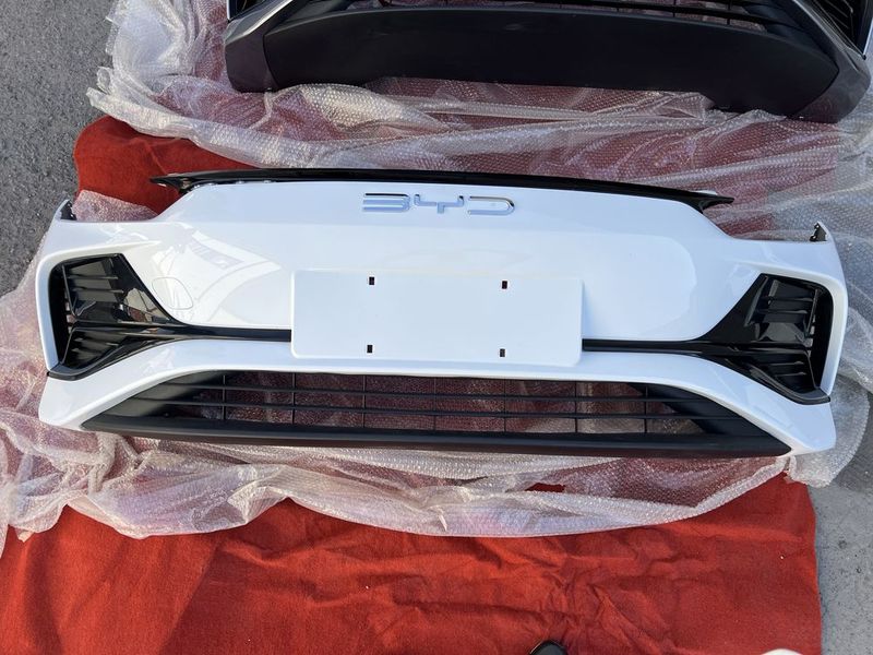 Передний сборный бампер BYD E2 Передний сборный бампер BYD E2