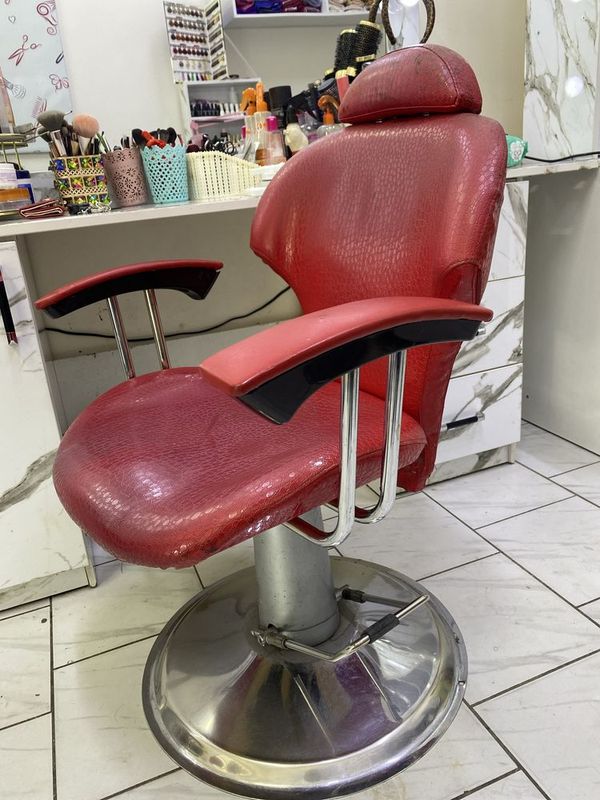 Salonn kresloo sotiladi tez va arzon holati yaxshi 2 dona bor idealll. Salonn kresloo sotiladi tez va arzon holati yaxshi 2 dona bor idealll.