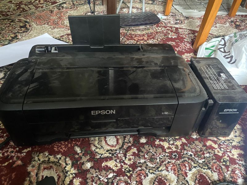 Printer L32 epson 300 ming Printer L32 epson 300 ming