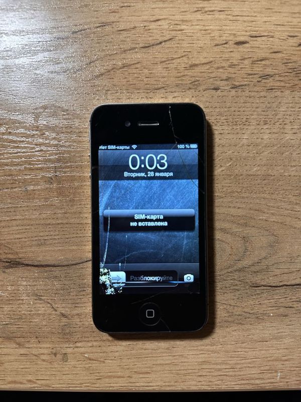 iPhone 4S 32GB BLACK iOS 6