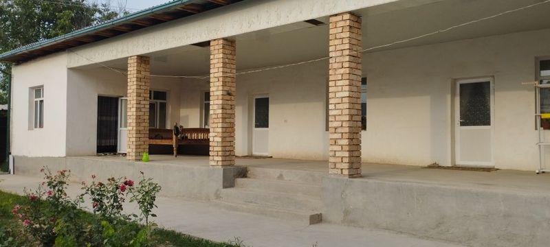 Uy sotiladi srochna