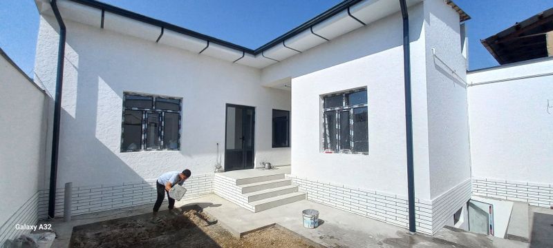 Участка сотилади 2 сотих..4хона