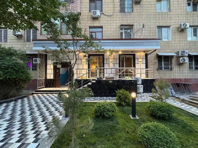 Продажа комерческое помешение на цуме срочно Продажа комерческое помешение на цуме срочно