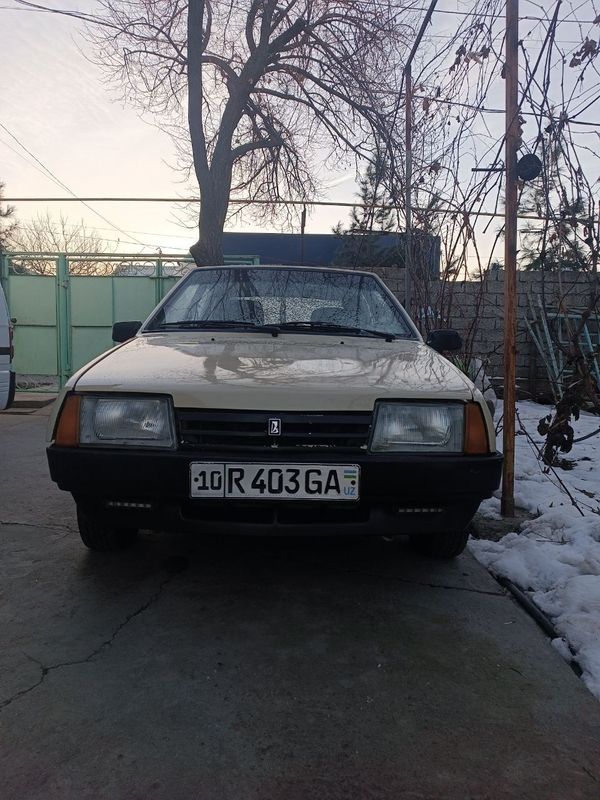 Lada Vaz 2109 srochna sotiladi