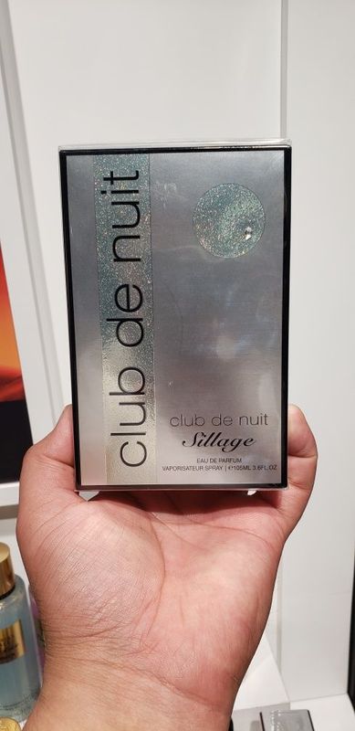 Club de nuit sillage ARMAF eau de parfum Club de nuit sillage ARMAF eau de parfum