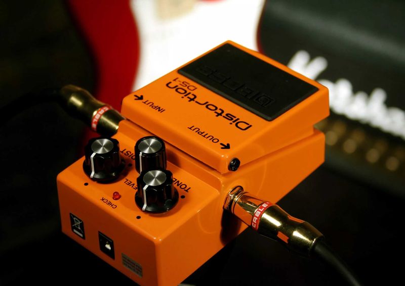 Boss DS-1 Distortion педаль эффектов дисторшн Boss DS-1 Distortion педаль эффектов дисторшн