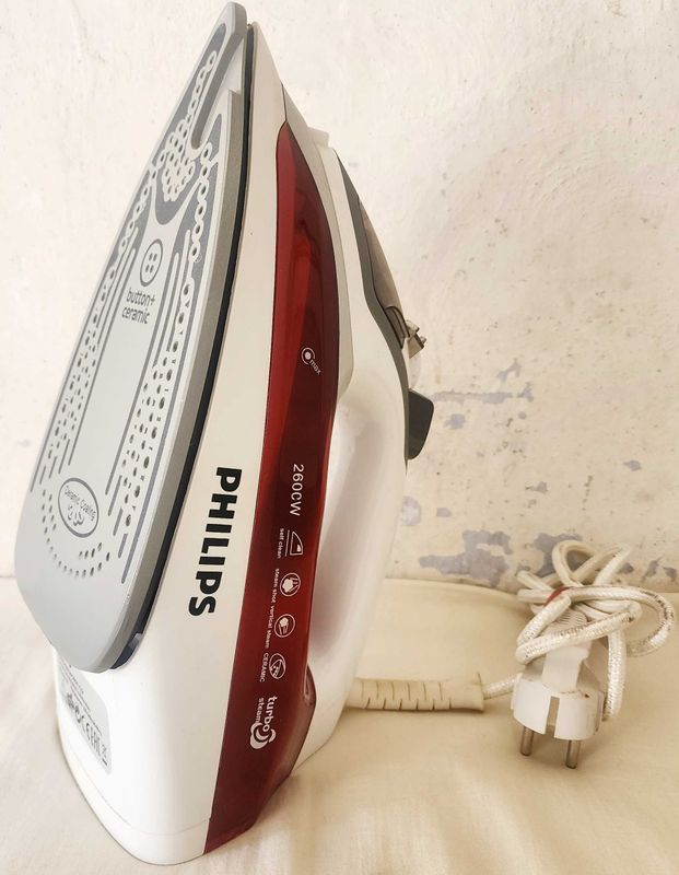 Утюг PHILIPS, рабочий Утюг PHILIPS, рабочий