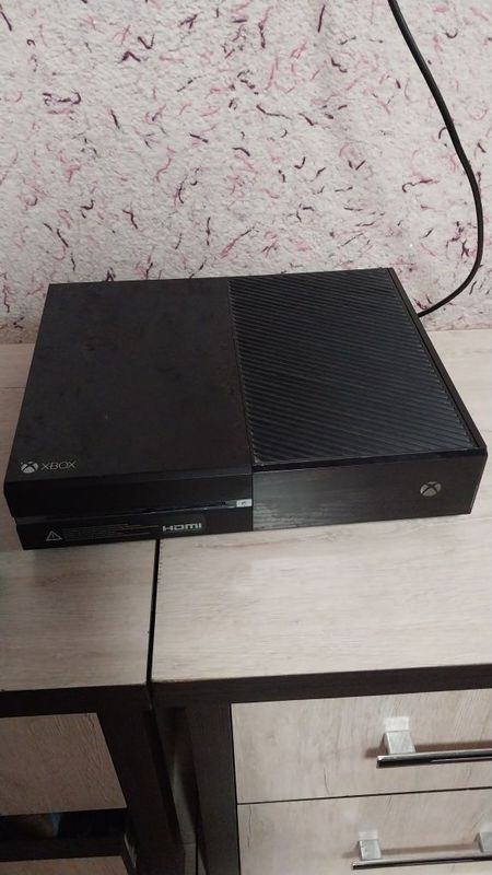 Xbox one srochni sotiladi Xbox one srochni sotiladi