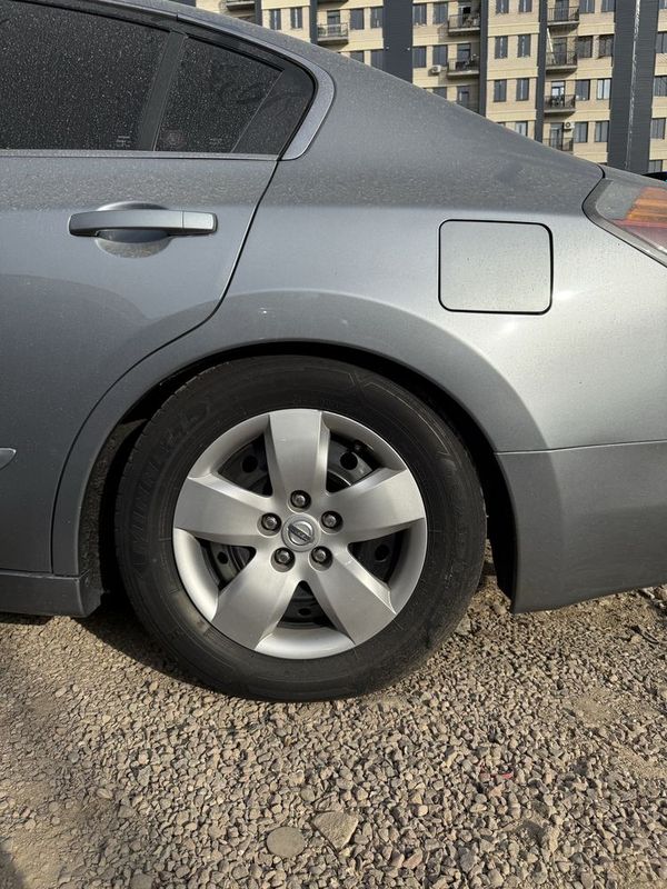 Колпак от Nissan Altima 16 размер Колпак от Nissan Altima 16 размер