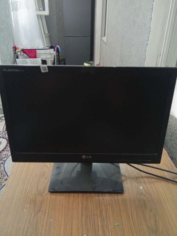 Монитор LG FLATRON 19inch Монитор LG FLATRON 19inch